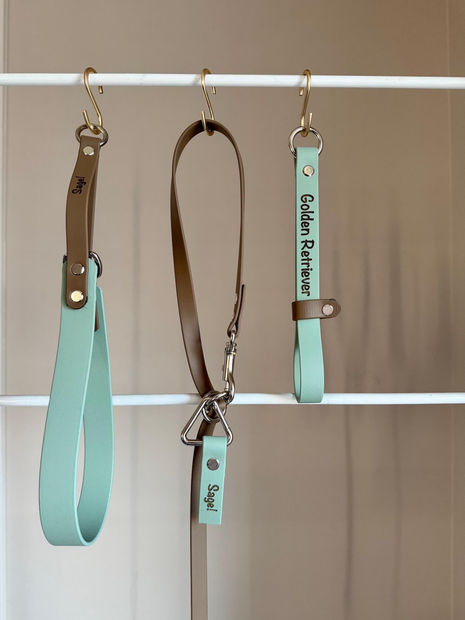 Leash Holder